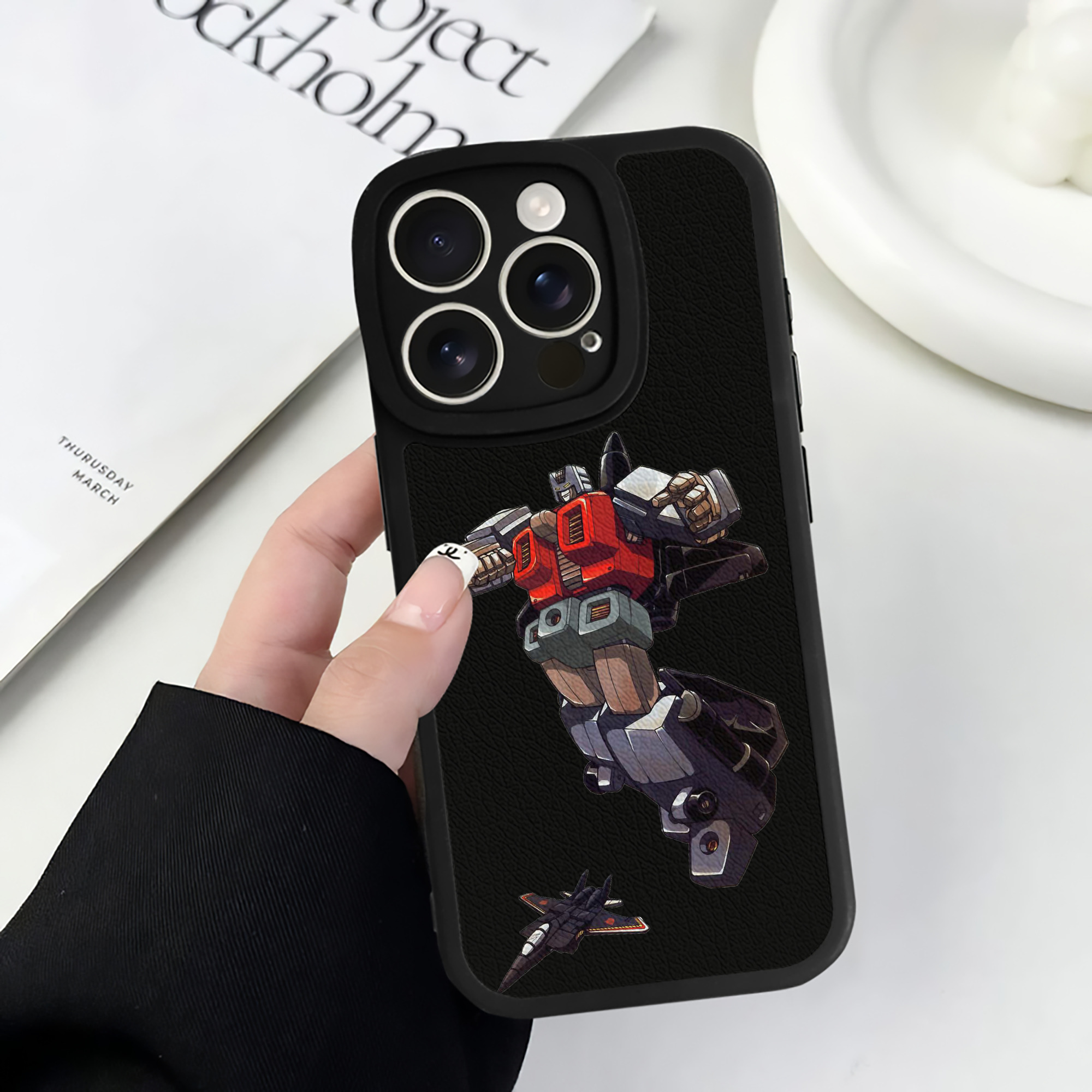（画像用）  【iPhone 16シリーズ対応】シリコンスマホケース（レザー調） 材質：シリコン